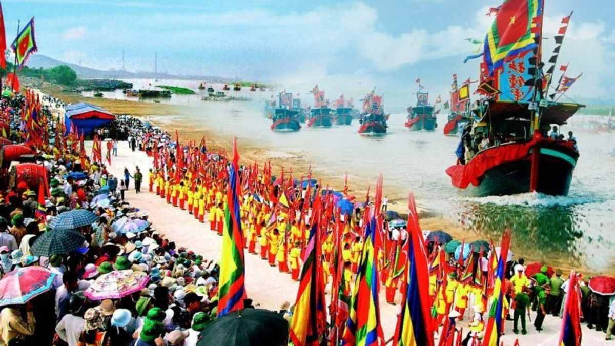 Start your Ca Mau Travel with festive vistas